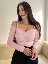 COLD SHOULDER RUCHED FRONT LETTUCE TRIM TEE